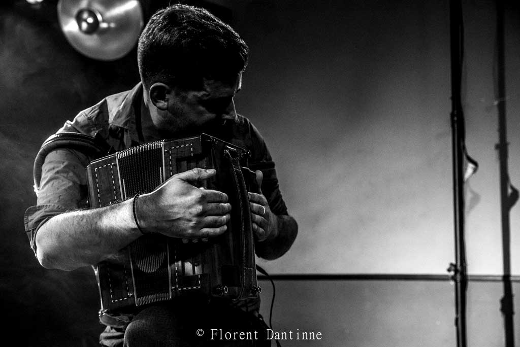 Jonathan De Neck en solo, bal folk - thé dansant